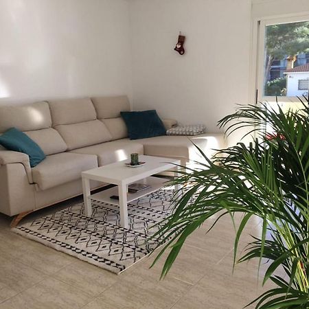 Residencial Aqua - La Pineda Apartment Salou Exterior photo